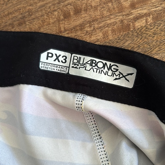 3 pairs men’s sz 32-33 swim board shorts billabong, fox, quicksilver - Picture 6 of 11